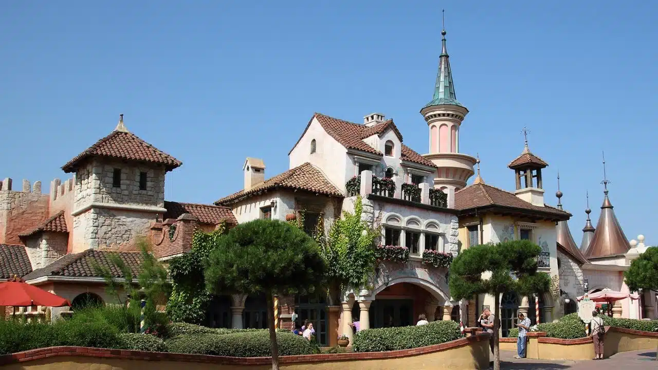 restaurants disneyland paris